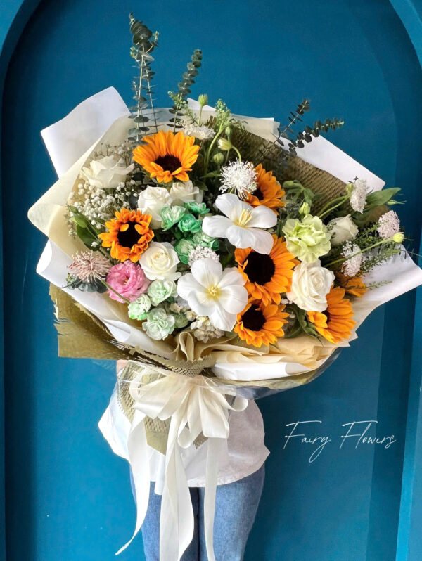 Bó Hoa Hồng, Tulip, Hướng Dương Màu Mix MS1