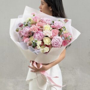 Bó Hoa Tươi Màu Mix - Hoa Hồng, Mẫu Đơn MS197