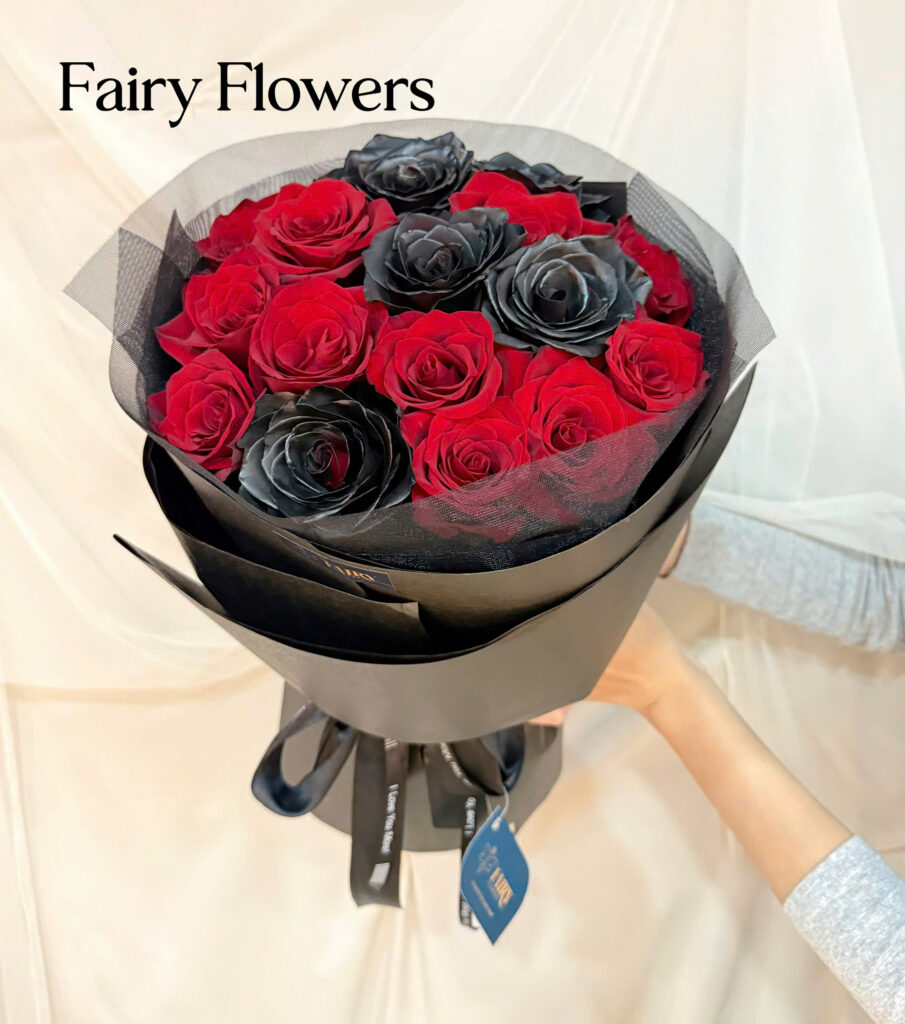 Bó Hoa Tươi Màu Đen Đỏ - Hoa Hồng MS238