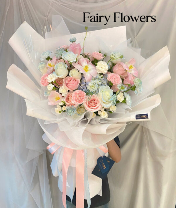 Bó Hoa Tươi Màu Mix -  Tulip, Hoa Hồng, Cẩm Chướng MS255