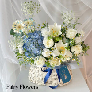 Giỏ Hoa Tươi Màu Mix -  Cẩm Tú Cầu, Hoa Hồng MS260