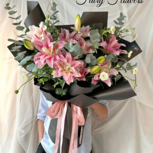 Bó Hoa Tươi Màu Hồng -  Hoa Ly MS261