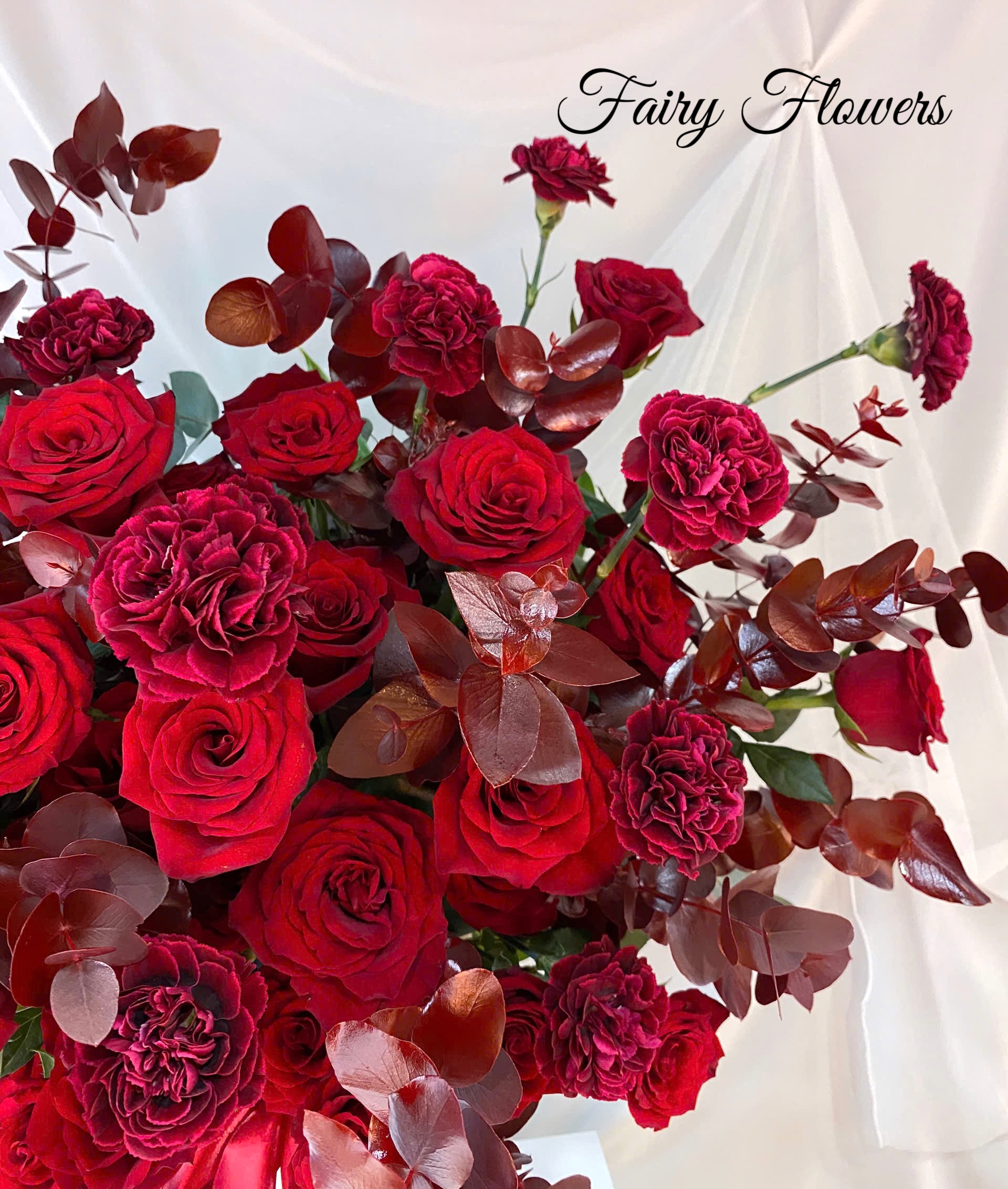 Bình Hoa Tươi Màu Đỏ - Hoa Hồng MS262 - Hình ảnh 4