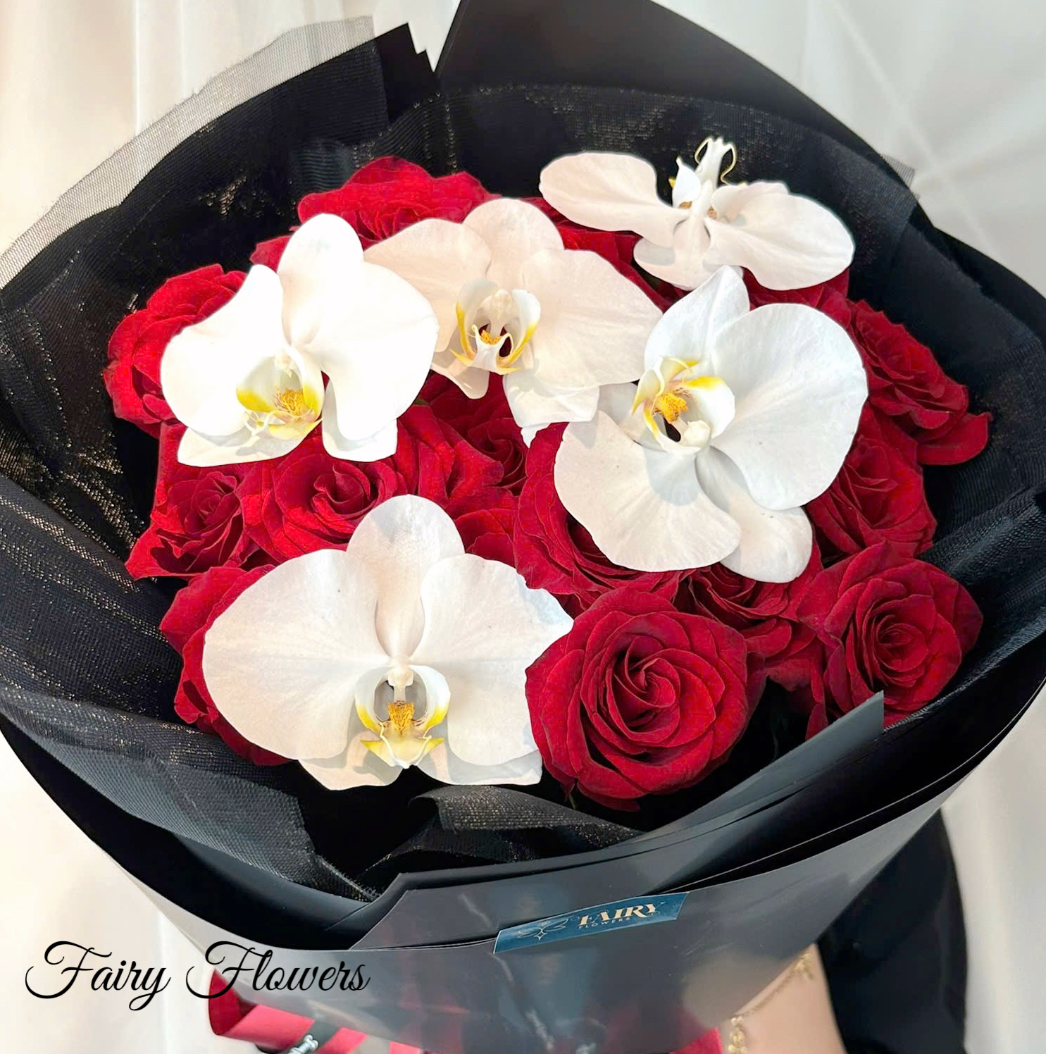 Bó Hoa Tươi Màu Mix - Hồng Đỏ, Lan Hồ Điệp MS263 - Hình ảnh 2